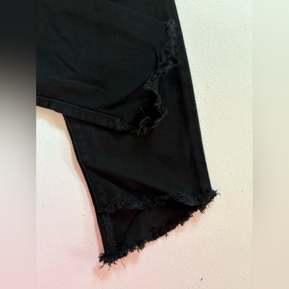 Joe's Jeans Black Skinny Jeans - Picture 2 of 4